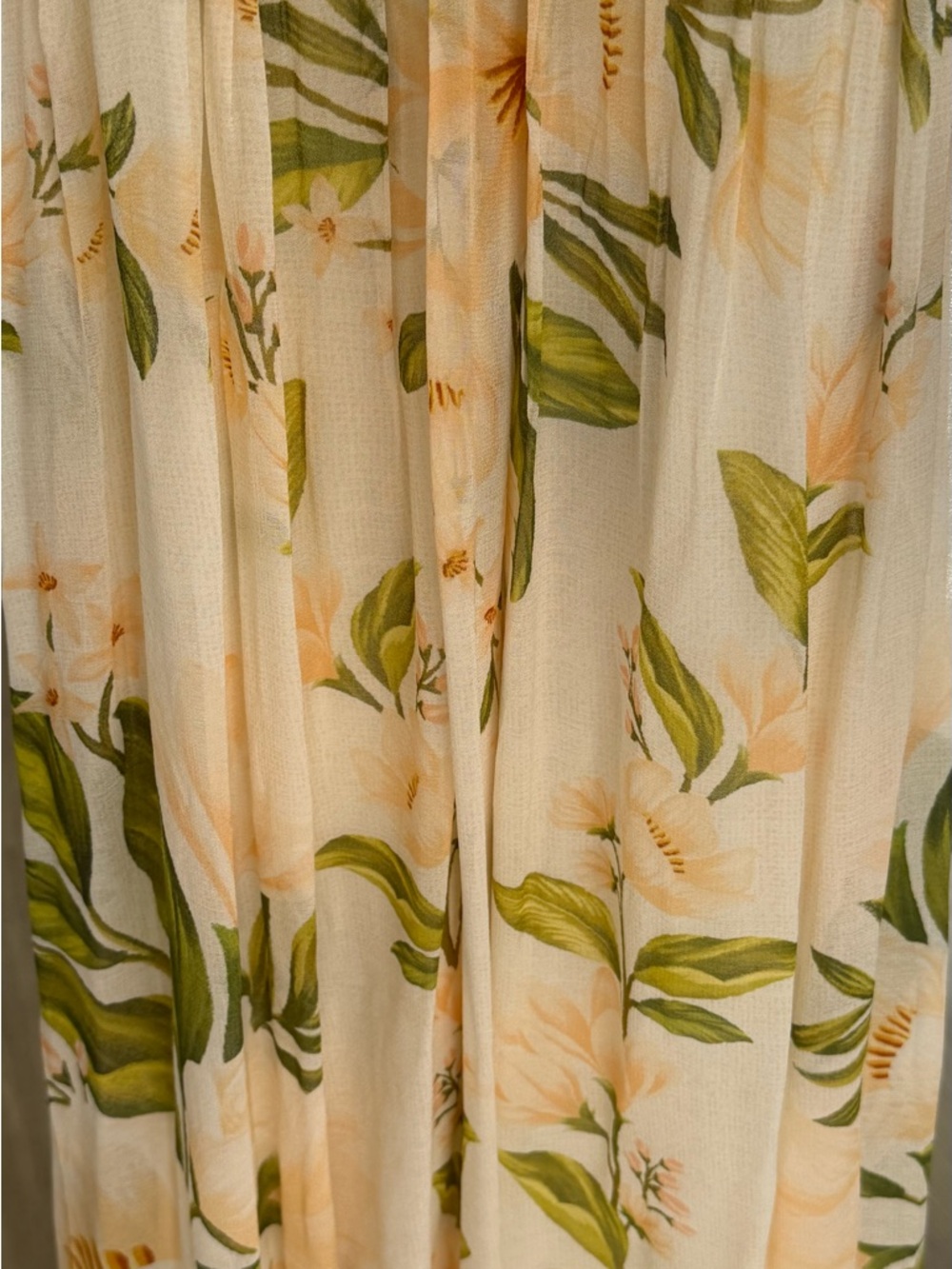 NWT FARM Rio Cream Maxi Dress with Green Leaf & Peach Blooms Size S - Picture 2 of 8